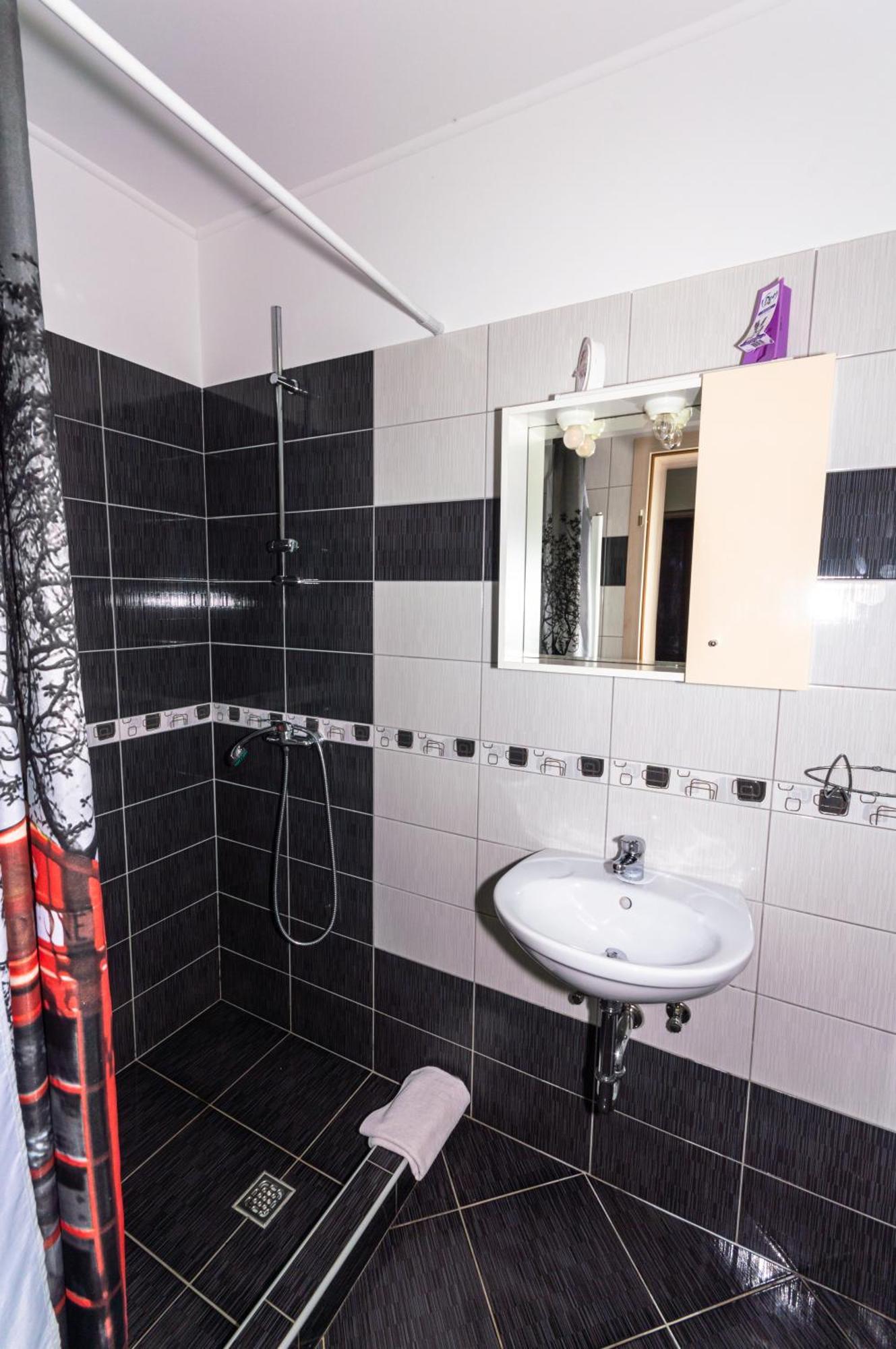 מוטובון Apartman Nona מראה חיצוני תמונה